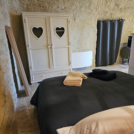 Charmante Maison Troglodyte Loire Valley Rochecorbon Exterior foto